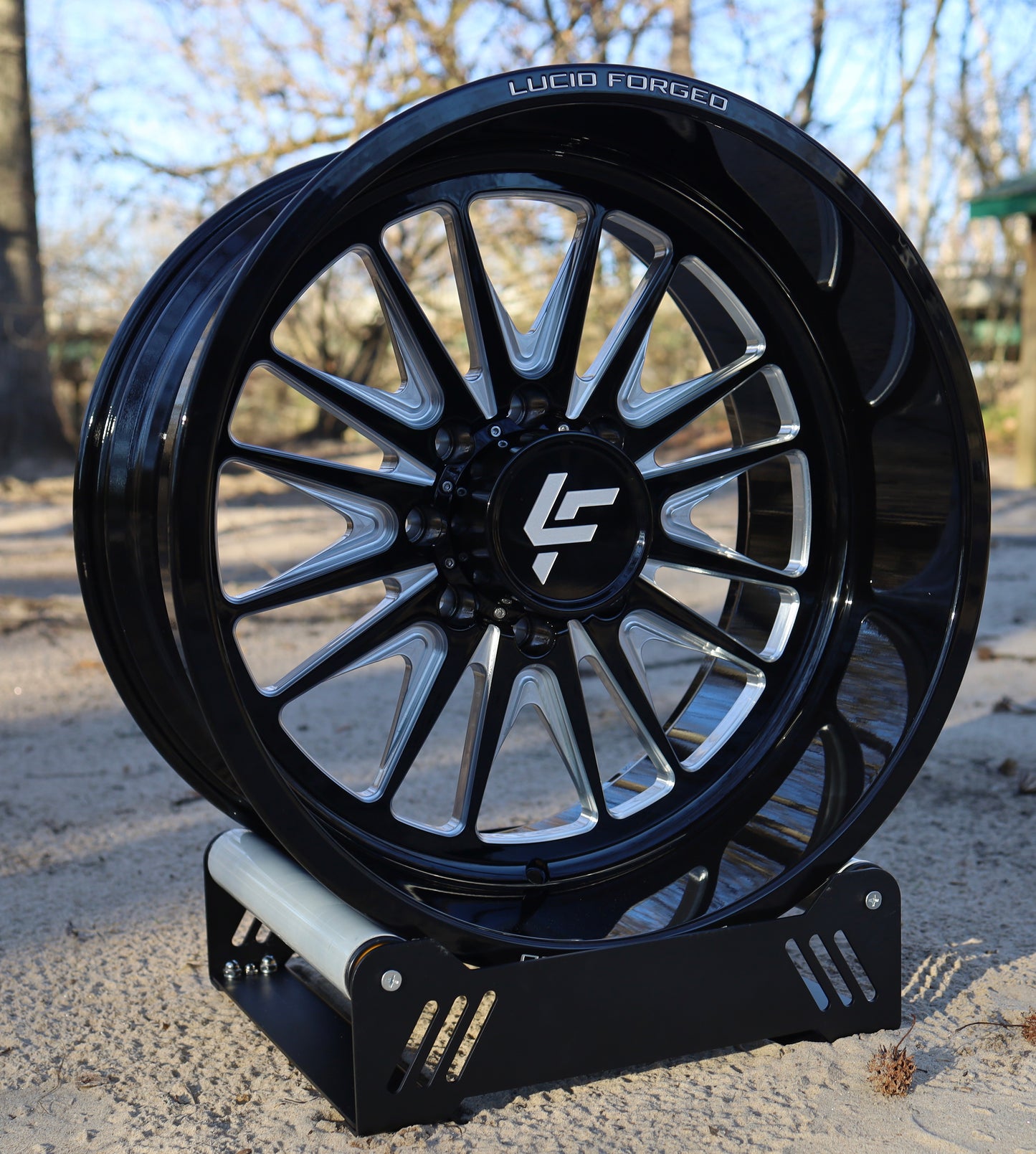 STRIKER - CONCAVE