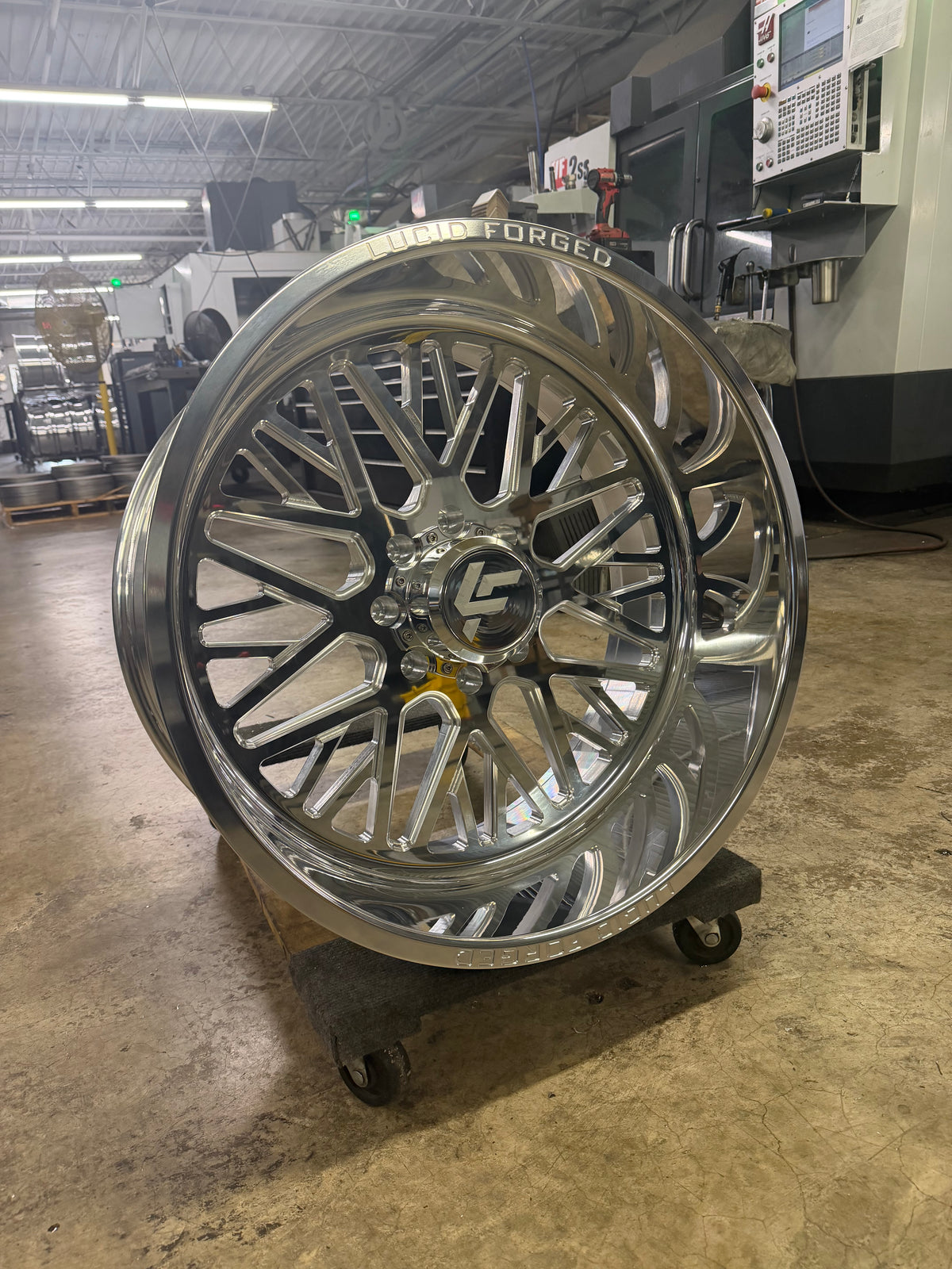 24x12 Polished Evo 8x170 with floating caps